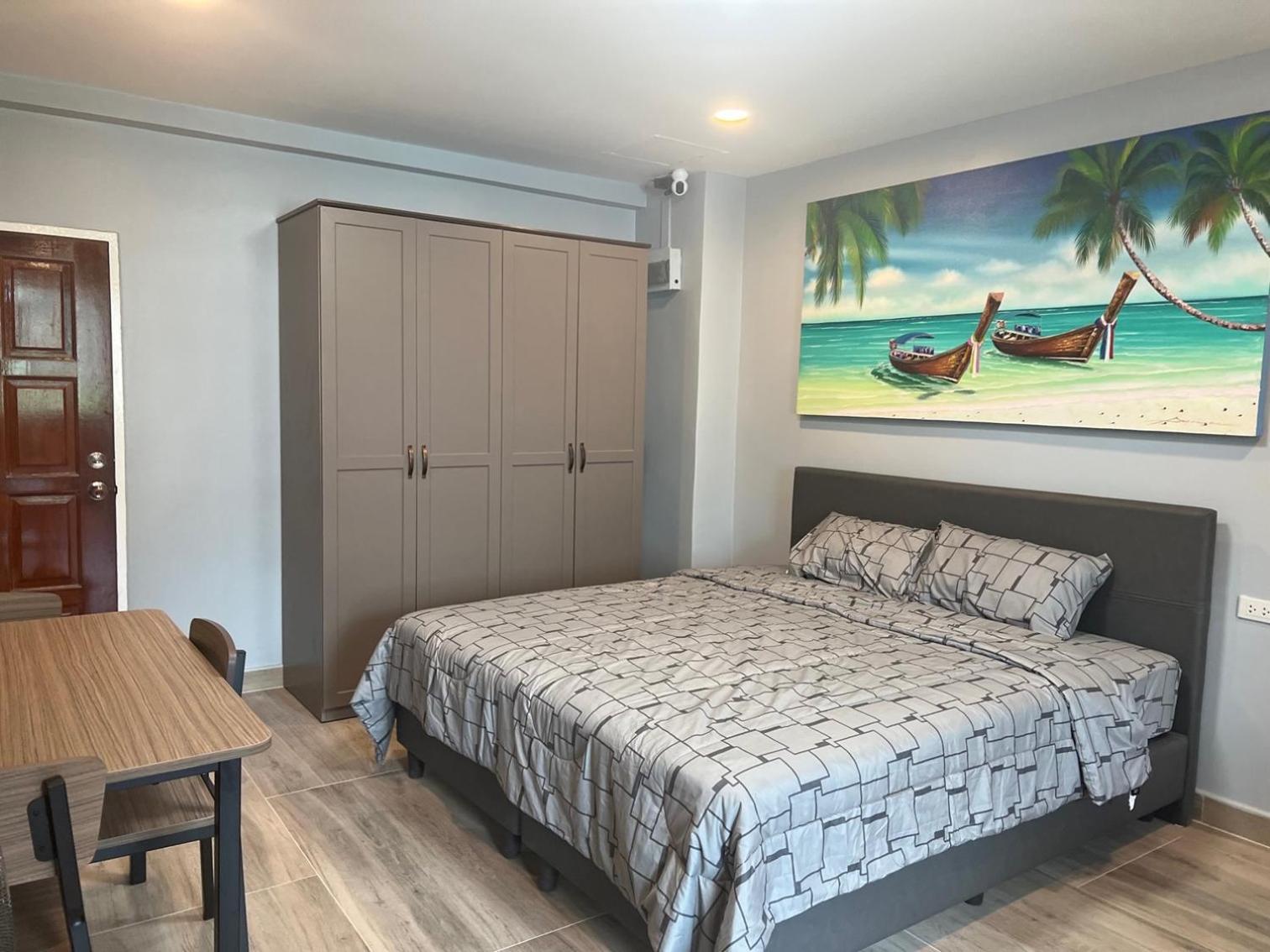 Private Modern Apartments By Patong Vacation Rentals Located In The Heart Of Patong, Walking Distance To The Beach, Kitchen, Private Bathroom, Seating Area, 65" Smart Tv With Free Wifi Exteriér fotografie